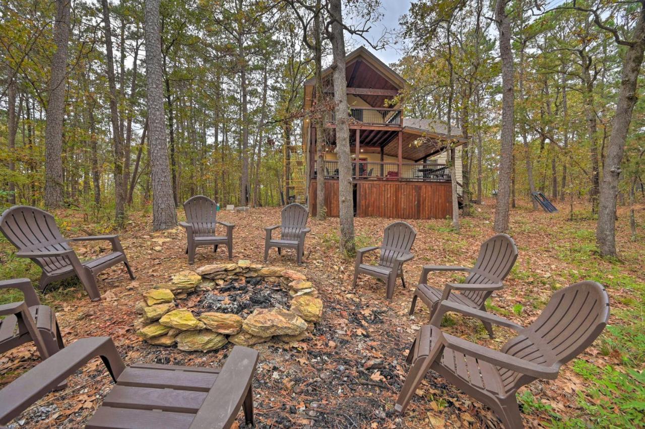 Tudor-Style Broken Bow Cottage With Hot Tub And Decks! Stephens Gap Exterior foto